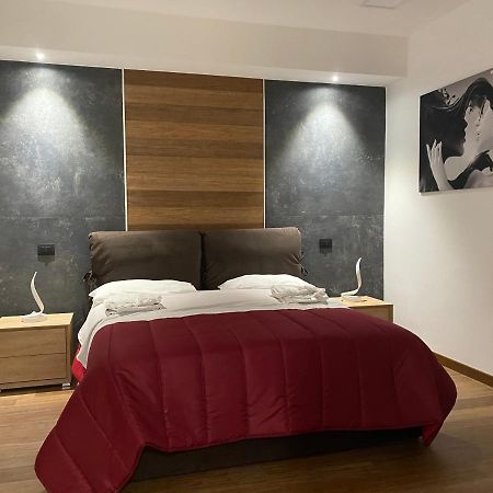 Ferienwohnung Eutuxia Taranto Exterior foto